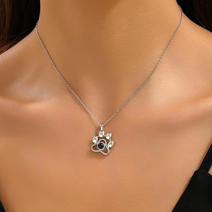 Customized Paw Print Necklace Personalized Pet Name Necklace Custom Engraved Dog Cat Paw Pendant Necklace Pet Memorial Gift for Pet Lovers
