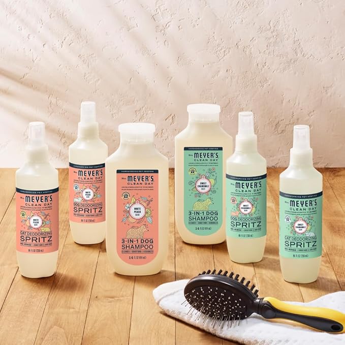 MRS. MEYER'S Clean Day 3 in 1 Dog Shampoo, Sweet Chamomile Scent, 14oz