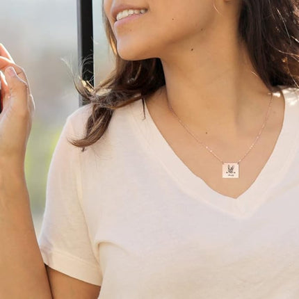 LONAGO 925 Sterling Silver Custom Dog Cat Portrait Photo Necklace Personalized Pet Engraved Picture Pendant Memorial Gift Name Jewelry for Women Mom