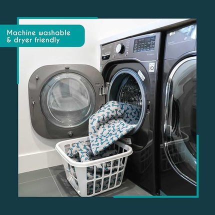 rocket & rex Premium Washable Pee Pads for Dogs, Waterproof & Reusable Puppy Pads for Potty Training, Whelping, Lining Crates & More, Guaranteed for up to 300 Washes, 30" x 36" (Pack of 4)