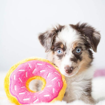ZippyPaws Donutz - No Stuffing Dog Toys to Keep Them Busy, for Small and Medium Dogs, Squeaky Pet Toy for Boredom, Unstuffed Chew Toy, Soft Plush Puppy Products, Funny Food Toy - Strawberry Donut