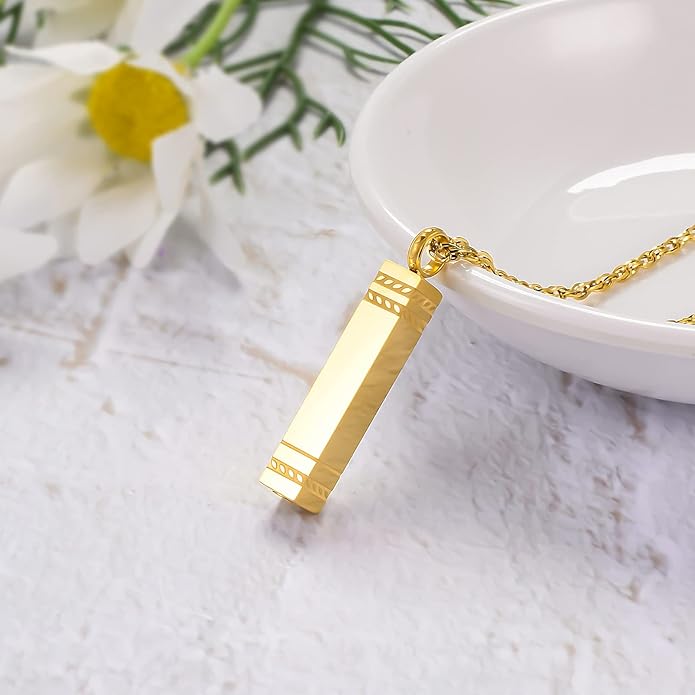 abooxiu Urn Necklace for Ashes Memorial Cremation Jewelry for Ashes Stainless Steel Ashes Jewelry Cube Ashes Necklace Bar Urn Pendant for Women Men