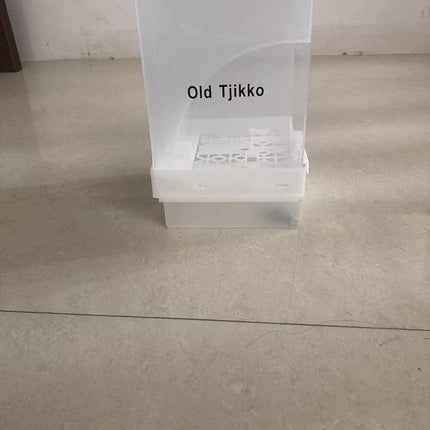 Parrot Automatic Feeder,No-Mess Bird Feeder,Cage Accessories for Budgerigar Canary Cockatiel Finch Parakeet Seed Food Container by Old Tjikko (Screw-Fixed Bird Feeders)