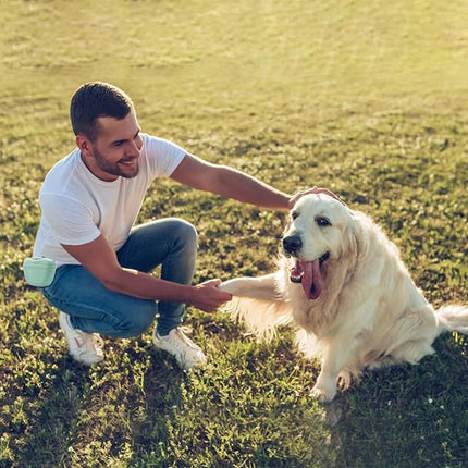 AUDWUD Silicone Dog Treat Pouch,with Dog Training Clicker,Clip on Portable Training Container,Convenient Magnetic Buckle Closing and Upgraded Waist Clip for Enhanced Stability