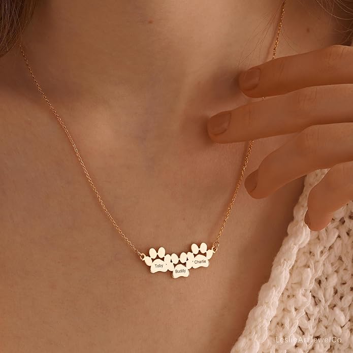 Customized Paw Print Necklace Personalized Pet Name Necklace Custom Engraved Dog Cat Paw Pendant Necklace Pet Memorial Gift for Pet Lovers