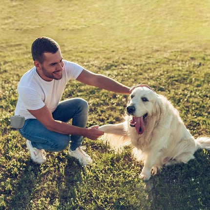 AUDWUD Silicone Dog Treat Pouch,with Dog Training Clicker,Clip on Portable Training Container,Convenient Magnetic Buckle Closing and Upgraded Waist Clip for Enhanced Stability