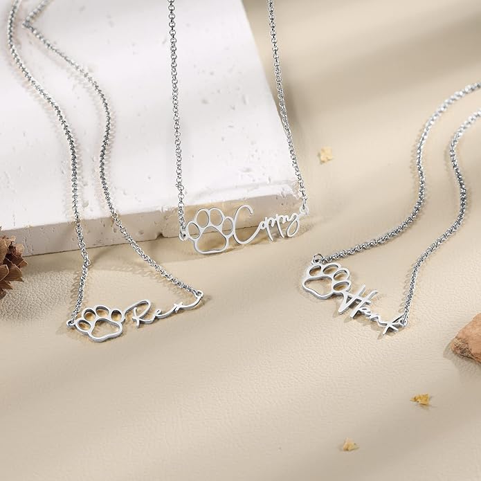 Customized Paw Print Necklace Personalized Pet Name Necklace Custom Engraved Dog Cat Paw Pendant Necklace Pet Memorial Gift for Pet Lovers