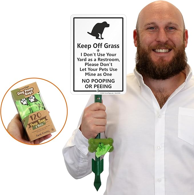 SmartSign Keep Off Grass No Dog Pooping Or Peeing Yard Sign & Clip-On Preloaded Dispenser Combo/Kit with 135 Dog Poop Waste Bags, 7"x10" Rust-proof Aluminum Sign with 18-inch Steel Stake