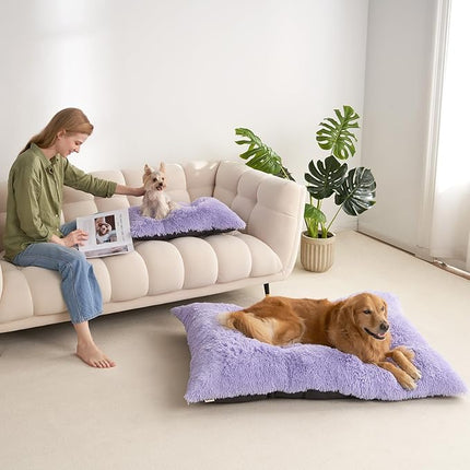 EHEYCIGA Fluffy Dog Crate Bed for Large Dogs, Plush Faux Fur Crate Pad, Calming Anti Anxiety Large Dog Bed, Washable Soft Warm Mat with Non-Slip Bottom, Purple