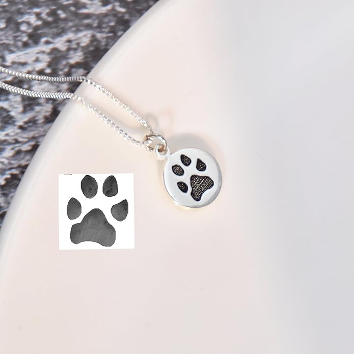Customized Paw Print Necklace Personalized Pet Name Necklace Custom Engraved Dog Cat Paw Pendant Necklace Pet Memorial Gift for Pet Lovers