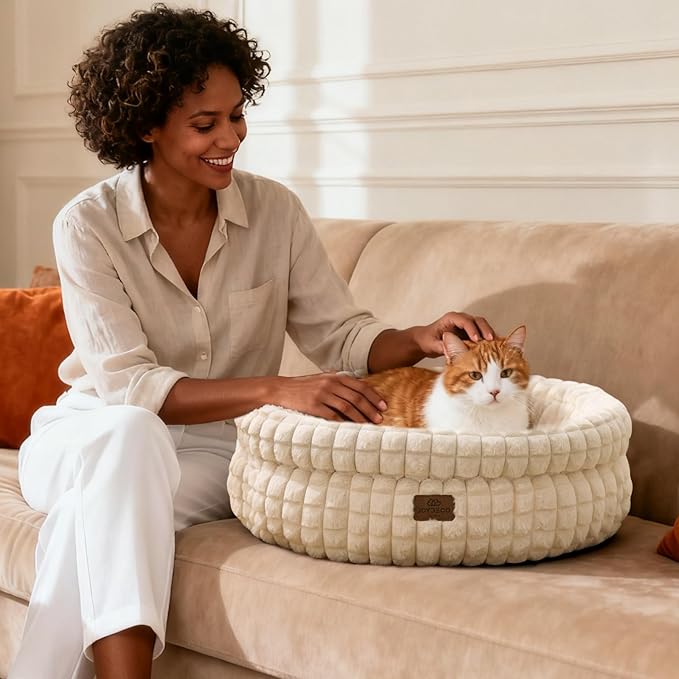 Joydeco Beige Cat Bed Kitten Bed, Washable Round Cat Beds for Indoor Cats, Ultra Soft Plush Pet Bed for Puppy and Kitten with Anti-Slip, Small