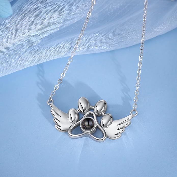 Customized Paw Print Necklace Personalized Pet Name Necklace Custom Engraved Dog Cat Paw Pendant Necklace Pet Memorial Gift for Pet Lovers