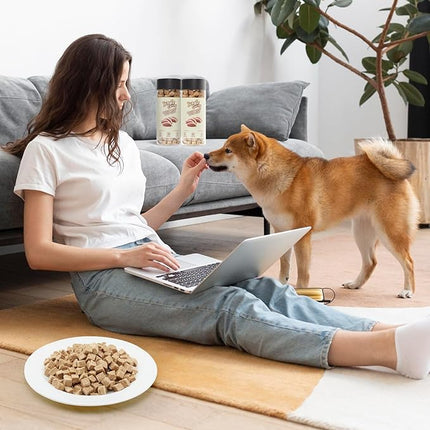 Jungle Calling Freeze Dried Duck Dog & Cat Treats - High Protein, Low Fat, Made with a Single Ingredient - Perfect for Training and Snacking, 2.8 oz (Duck Cube)