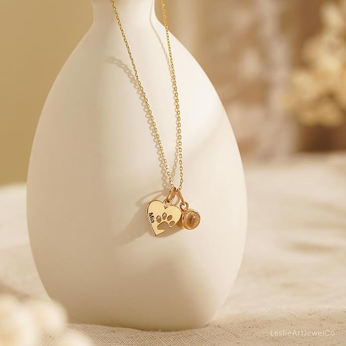 Customized Paw Print Necklace Personalized Pet Name Necklace Custom Engraved Dog Cat Paw Pendant Necklace Pet Memorial Gift for Pet Lovers