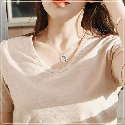 LONAGO 925 Sterling Silver Custom Dog Cat Portrait Photo Necklace Personalized Pet Engraved Picture Pendant Memorial Gift Name Jewelry for Women Mom