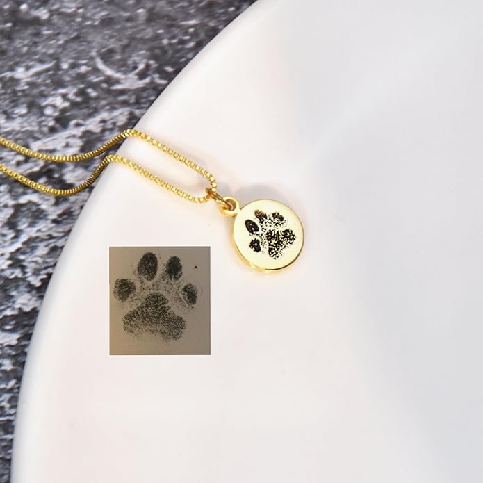 Customized Paw Print Necklace Personalized Pet Name Necklace Custom Engraved Dog Cat Paw Pendant Necklace Pet Memorial Gift for Pet Lovers