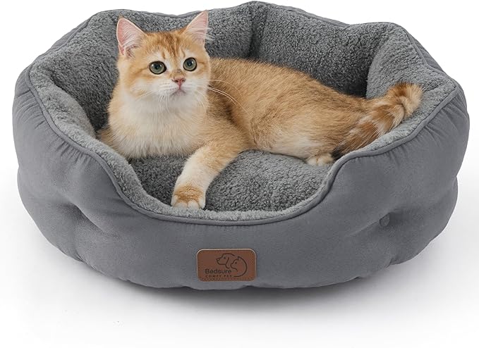 Bedsure Self Warming Cat Bed - Round Cat Beds for Indoor Cats, Washable Pet Bed for Puppy and Kitten with Slip-Resistant Bottom, 20 Inches, Self Warming Grey