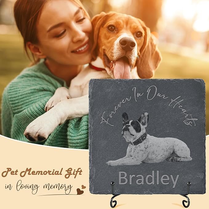 Personalized Pet Memorial Stone, Dog Memorial Gifts, Pet Loss Sympathy Gift, in Memory of Dog Cat - Forever in Our Hearts（Square）