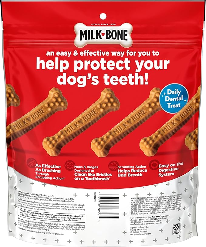 Milk-Bone Original Brushing Chews, 35 Small/Medium Daily Dental Dog Treats Scrubbing Action Helps Clean Teeth (Pack of 2)