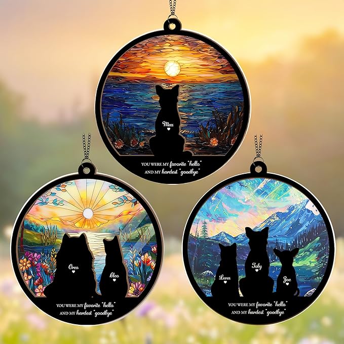 Personalized Pet Memorial Suncatcher – Custom Dog Cat Suncatcher with Name and Breed for Up to 3 Pets, Sympathy Gift for Pet Loss, Memorial Gift for Dog and Cat Lovers