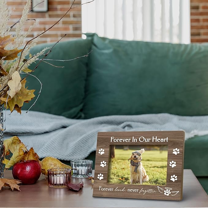 FONDCANYON Forever in Our Heart Pet Memory Picture Photo Frame,Pet Dog Cat Memorial Picture Frames,Pet Loss Sympathy Gift,Sympathy Gifts For Loss Of Dog,Passed Away Dog Memorial Gifts(5x7 Inch Photo) (Color3)