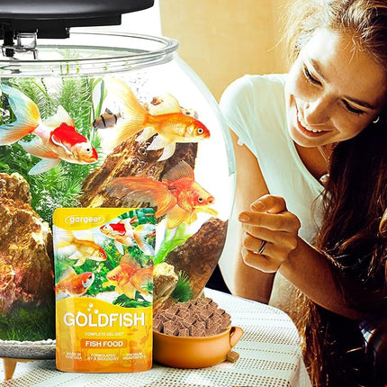 3oz Goldfish Food for Advanced Breeders Only. Complete Goldfish Gel Diet for Both Juveniles & Adults. Proudly Made in The USA Using Premium Ingredients, Nutrition Gourmet Formula. Enjoy !