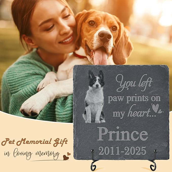 Personalized Pet Memorial Stone, Dog Memorial Gifts, Pet Loss Sympathy Gift, in Memory of Dog Cat - Paw Prints On My Heart（Square）