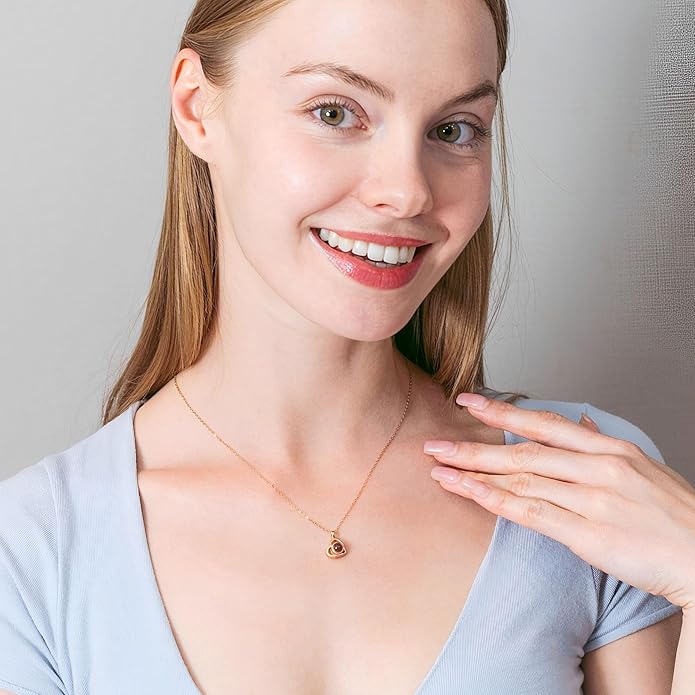 Easycosy Personalized Picture Necklace Projection Necklace with Photo Inside - Custom Photo Heart Pendant Necklace - Photo Gifts Valentines Birthday Love Memorial Gifts for Girlfriend Wife Women