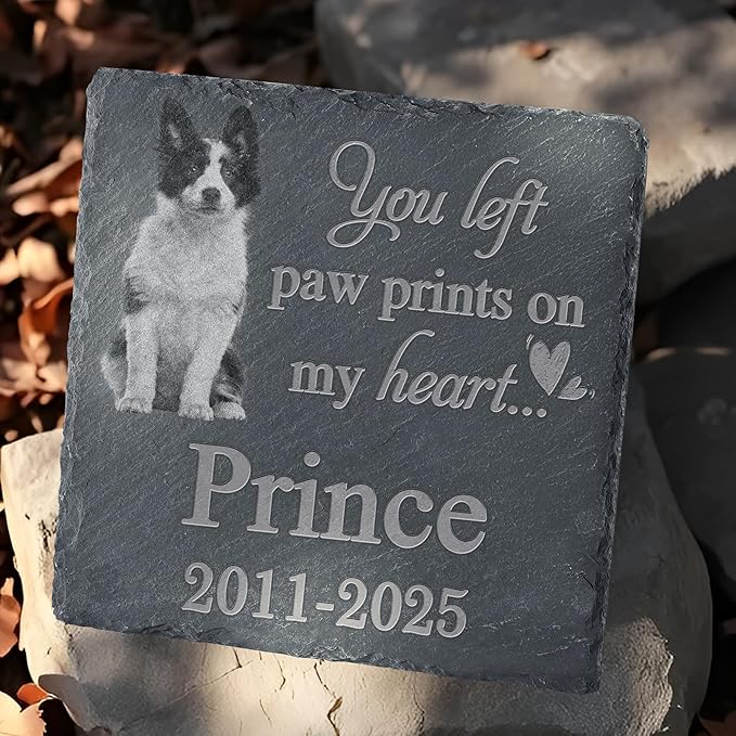 Personalized Pet Memorial Stone, Dog Memorial Gifts, Pet Loss Sympathy Gift, in Memory of Dog Cat - Paw Prints On My Heart（Square）