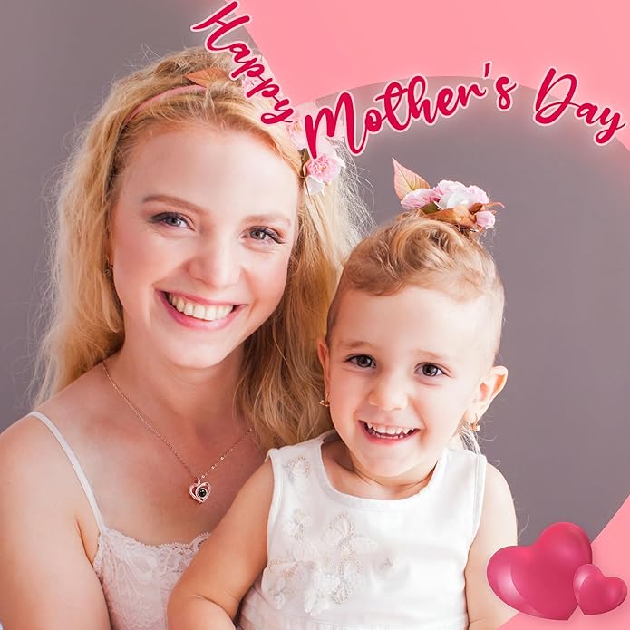 Easycosy Personalized Picture Necklace Projection Necklace with Photo Inside - Custom Photo Heart Pendant Necklace - Photo Gifts Valentines Birthday Love Memorial Gifts for Girlfriend Wife Women