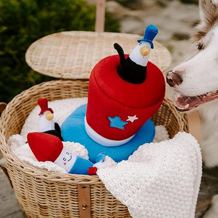 ZippyPaws Americana Top Hat Burrow - Patriotic Interactive Dog Toys for Boredom, Hide & Seek Dog Gifts & Puppy Toys, Colorful Squeaky Pearl Harbor Day Dog Toys for Small & Medium Dogs