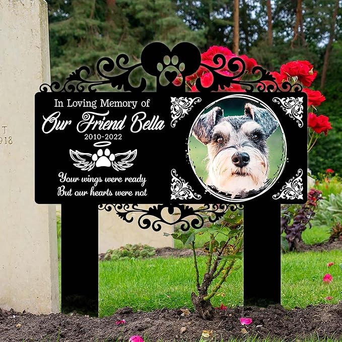 Custom Pet Grave Markers Dog | Custom Pet Headstones for Dogs | Best Memorial Gifts to Tribute Your 4-Legged Companions | Personalized Grave Marker for Furry Friends with Round Photo Frame