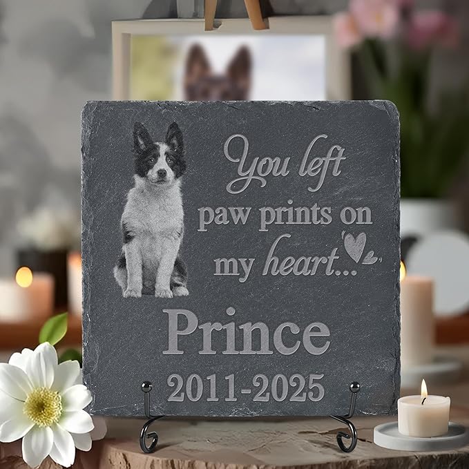 Personalized Pet Memorial Stone, Dog Memorial Gifts, Pet Loss Sympathy Gift, in Memory of Dog Cat - Paw Prints On My Heart（Square）
