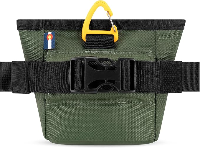 OllyDog Goodie Treat Bag, Dog Treat Pouch, Waist Belt Clip for Hands-Free Training, Magnetic Closure, Dog Training and Behavior Aids, Three Ways to Wear (Winter Moss)