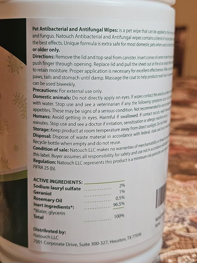 Antifungal and Antibacterial Wipes for Dogs & Cats, Dog Yeast Infection Treatment Wipes, All Natural Grooming Wipes for Cleaning, Help with Hot Spots, Ringworm, and Skin Infections, 80 Count