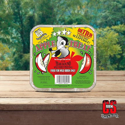 C&S Apple Suet Treat, Wild Bird Food for Fruit Loving Bluebirds, Thrashers, Tanagers, Wrens and Robins, 8 Pack