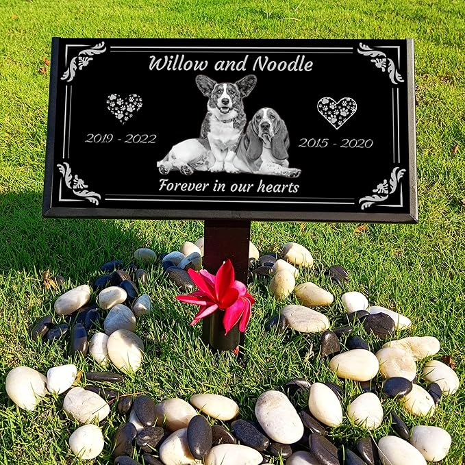 Personalized Pet Memorial Stones with Photos, Pet Memorial Plaques, Custom Engraved Black Granite Pet Headstone, Gifts for Lost a Pets.(Picture Centering Style)