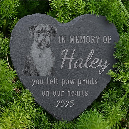 Personalized Pet Memorial Stone, Dog Memorial Gifts, Pet Loss Sympathy Gift, in Memory of Dog Cat - Paw Prints On Our Hearts（Heart）