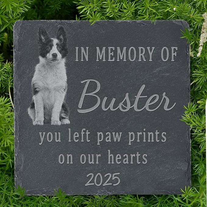 Personalized Pet Memorial Stone, Dog Memorial Gifts, Pet Loss Sympathy Gift, in Memory of Dog Cat - Paw Prints On Our Hearts（Square）